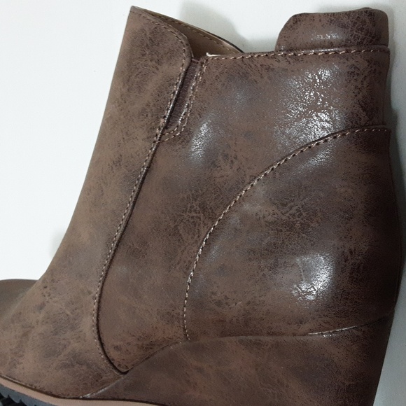 SOUL Naturalizer Haley Ankle Booties/ Boot - Picture 7 of 11